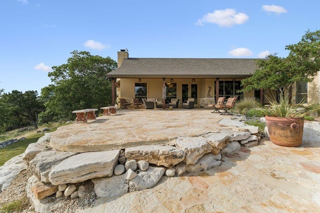 11 acres in Gillespie County gallery image 2