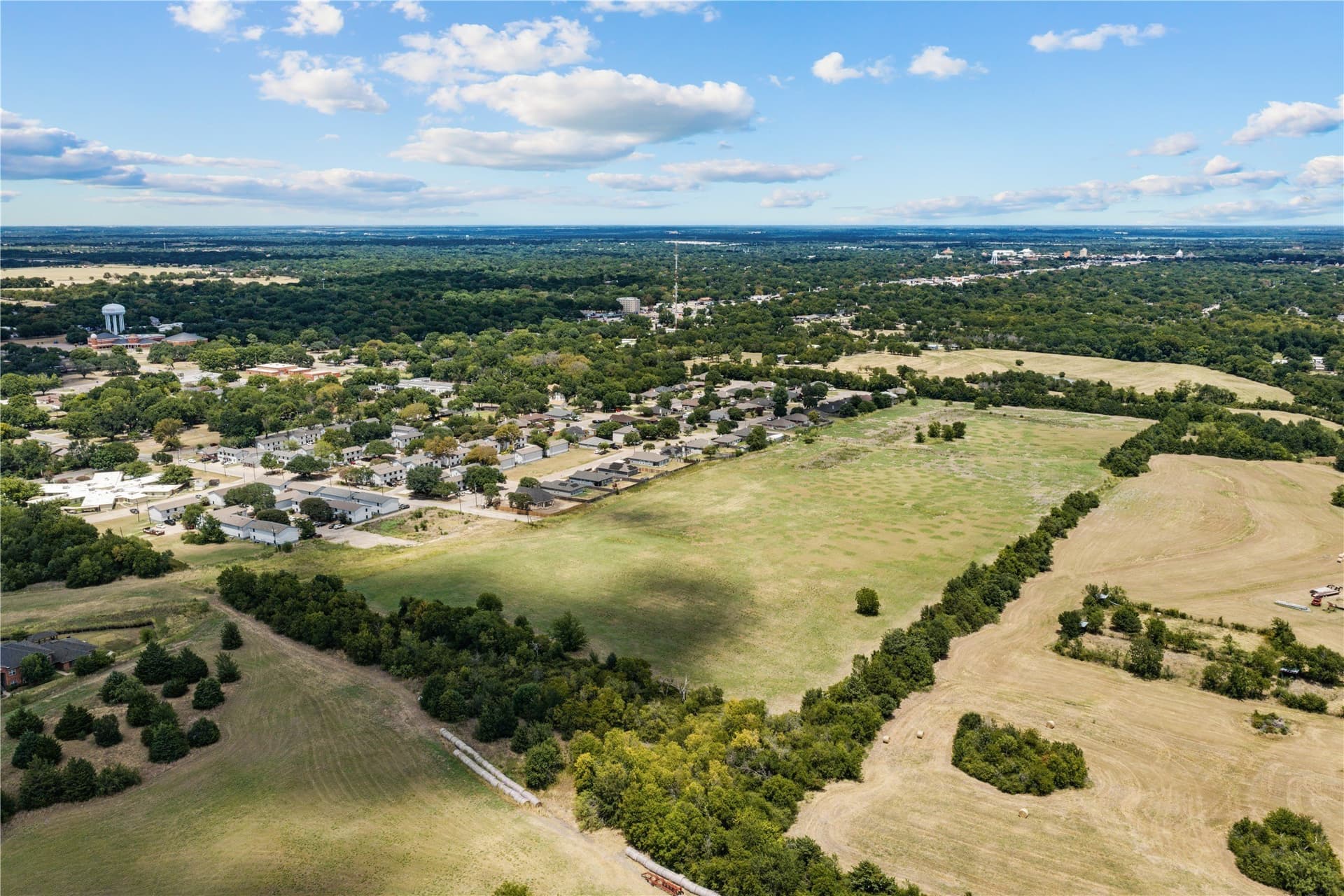 23.6 acres in Navarro County - photo 9