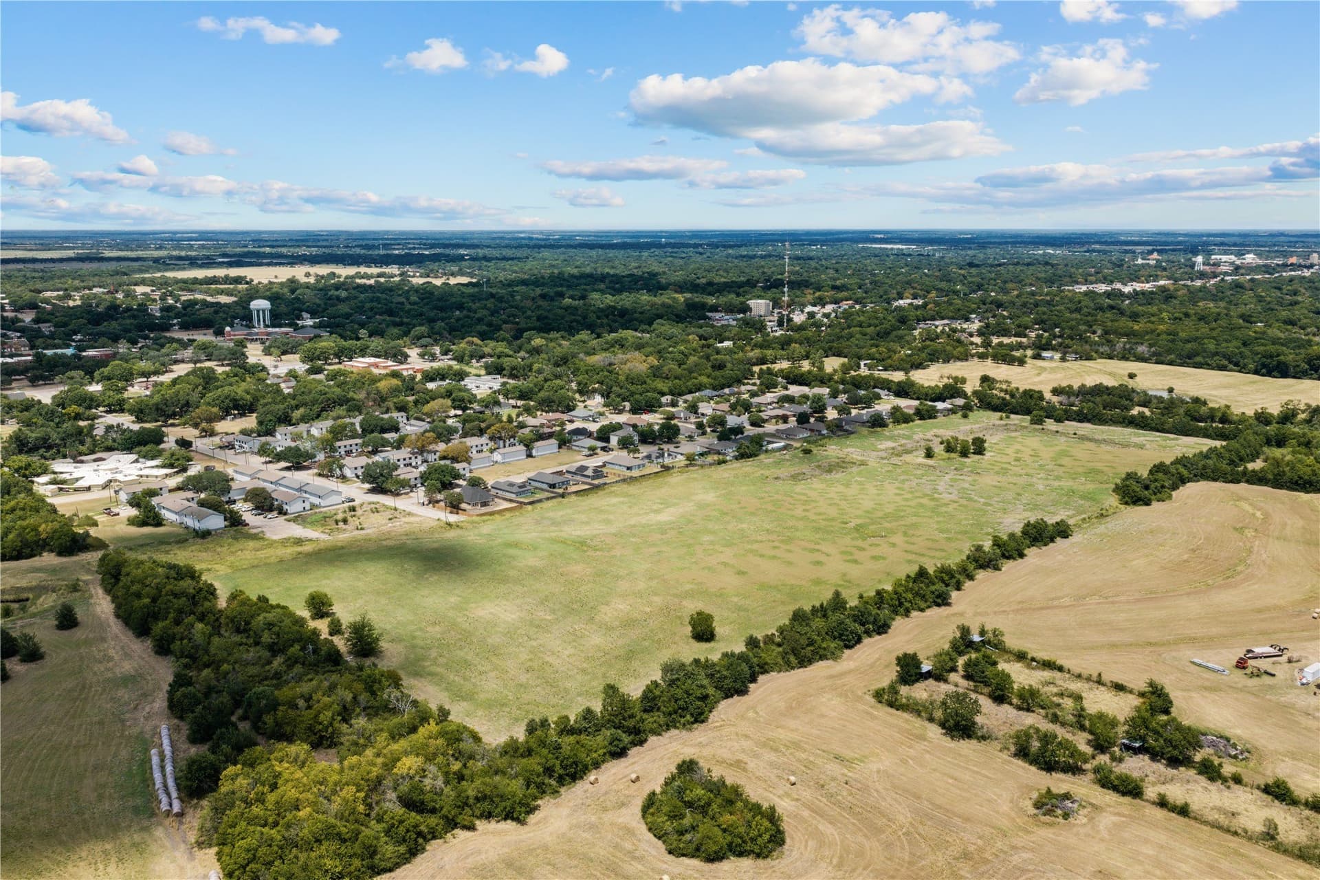23.6 acres in Navarro County - photo 8