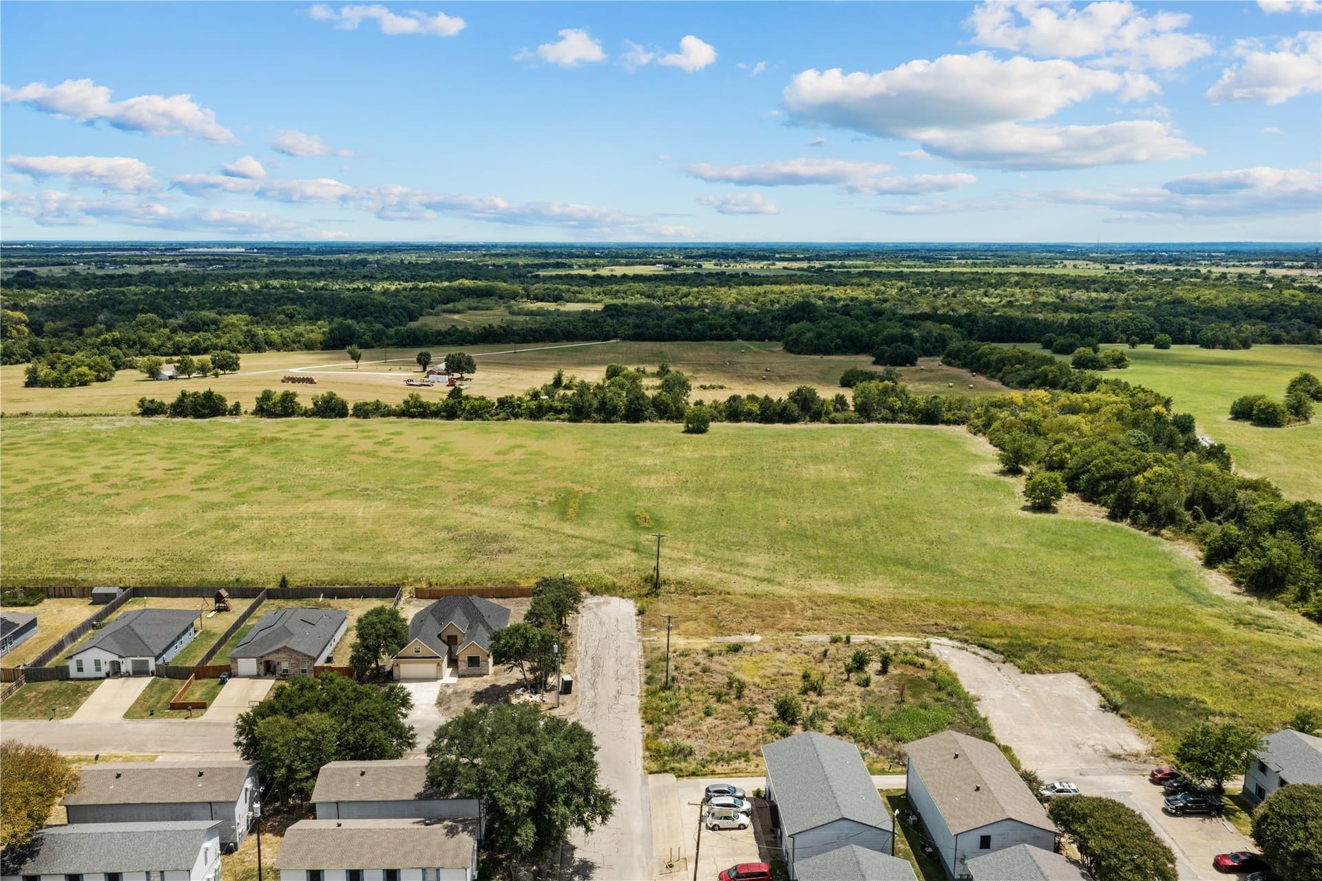 23.6 acres in Navarro County - photo 16