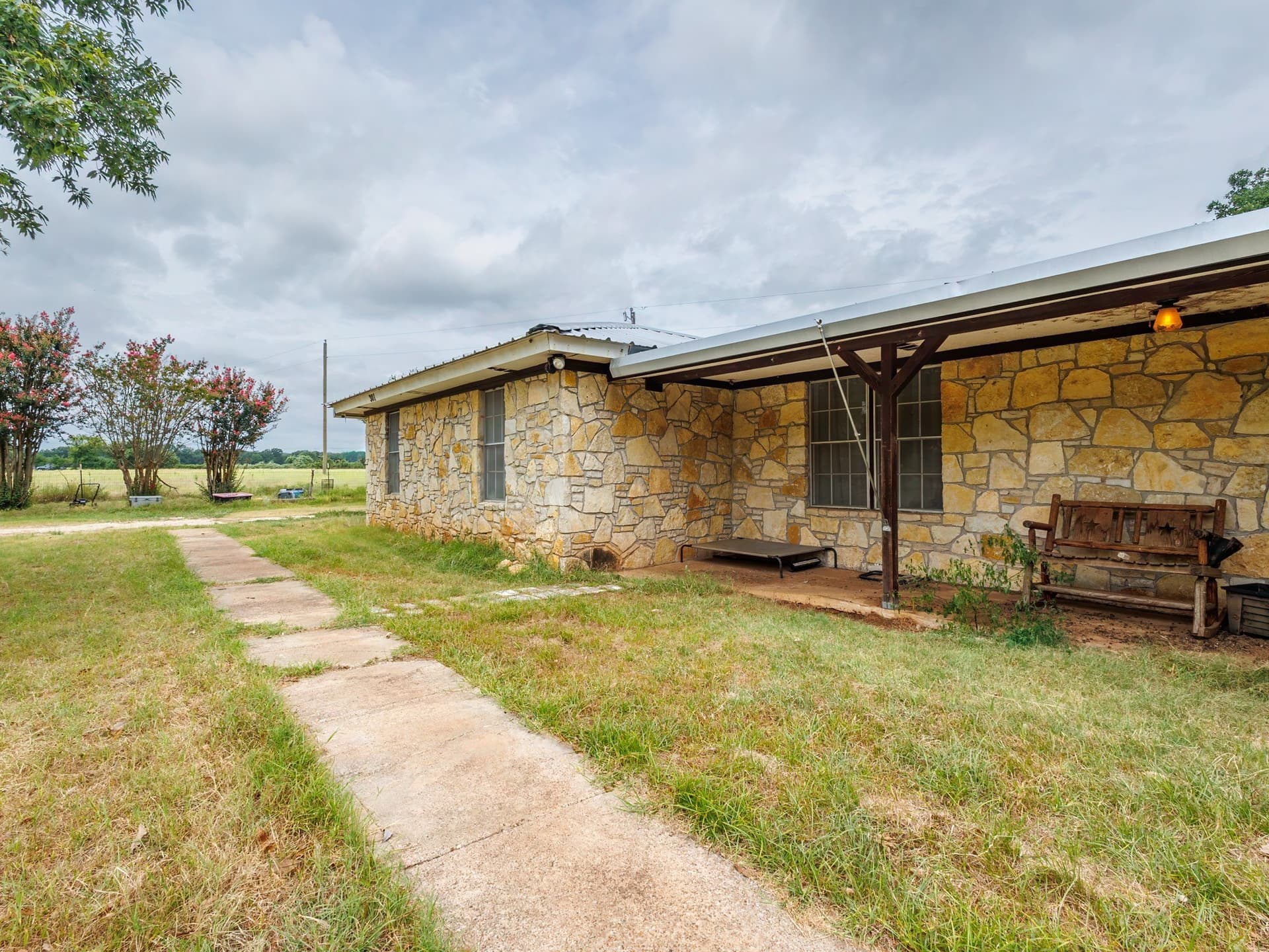 21.25 acres in Erath County - photo 4