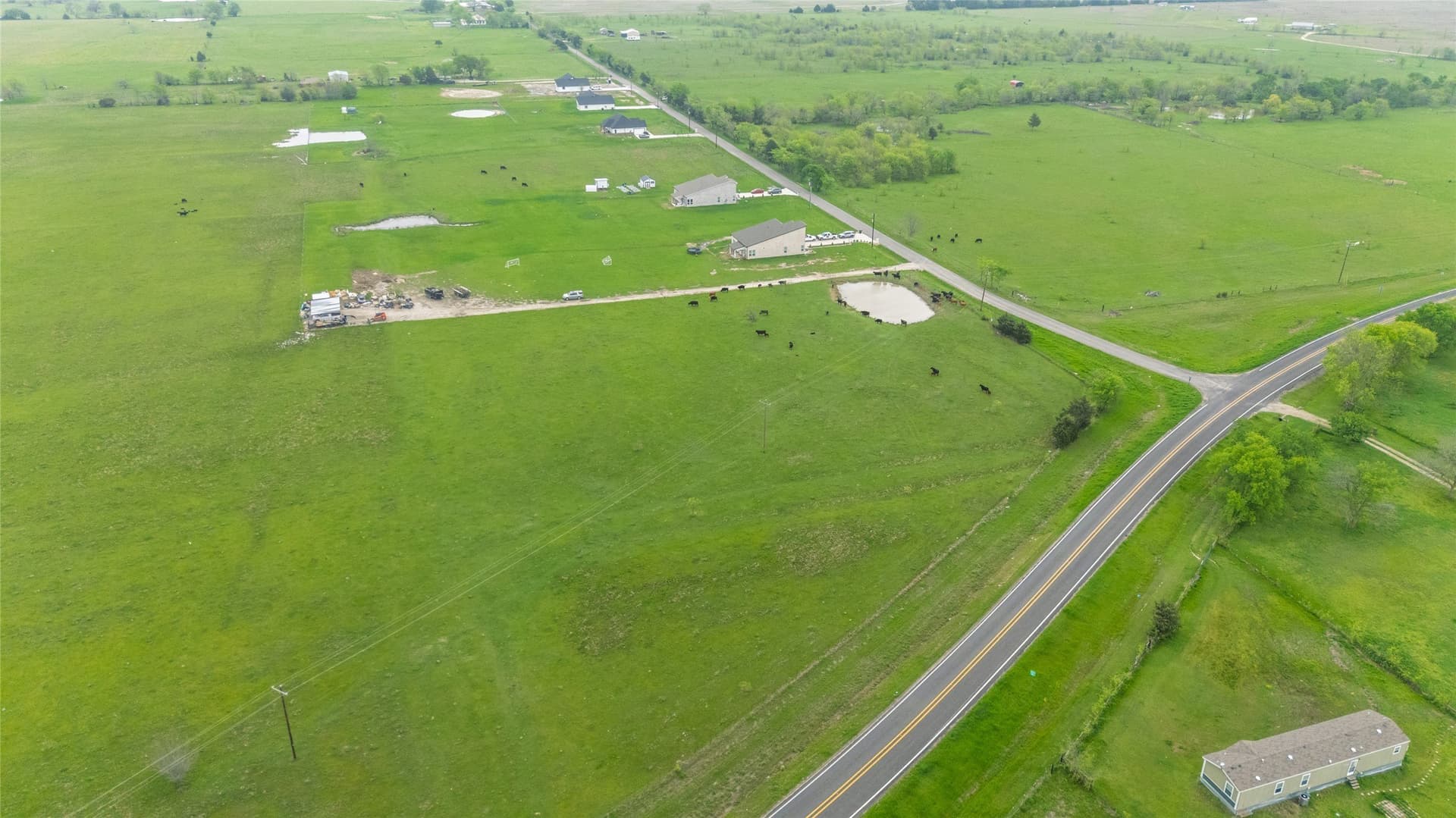 2.32 acres in Hunt County - photo 20