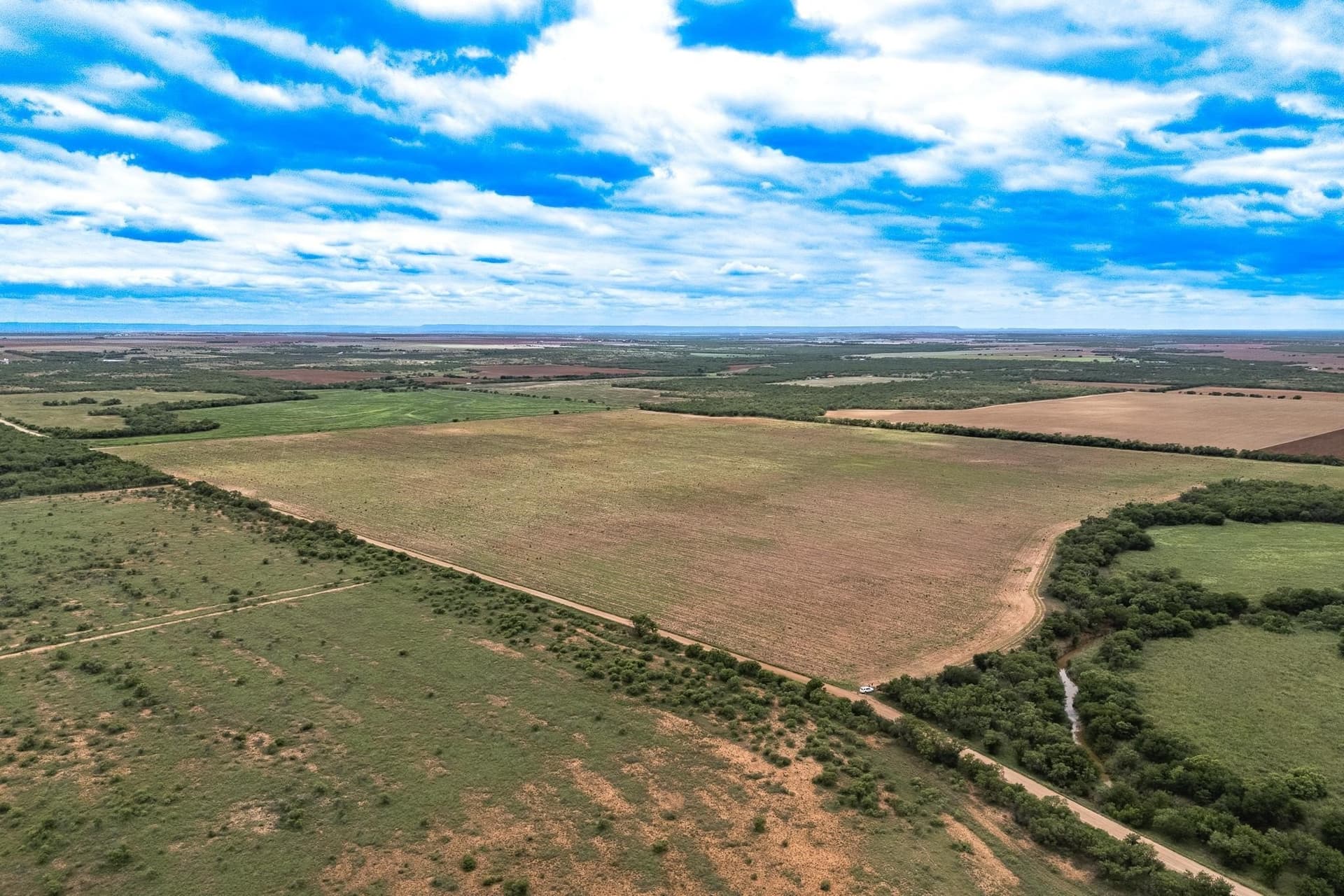 220.56 acres in Jones County - photo 2