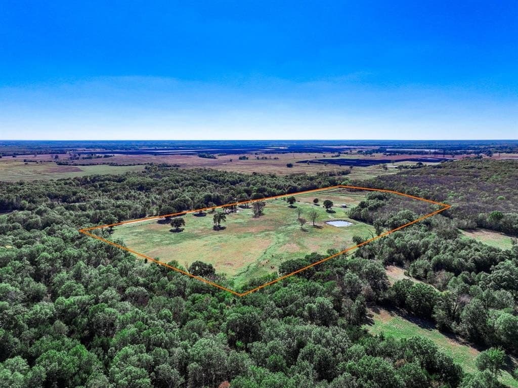 47 acres in Lamar County