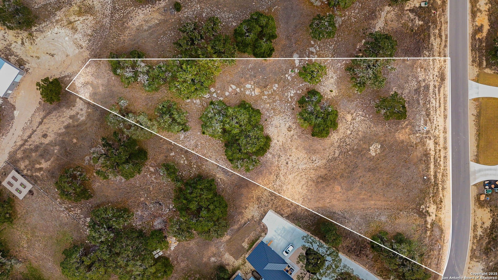 1.09 acres in Comal County - photo 17