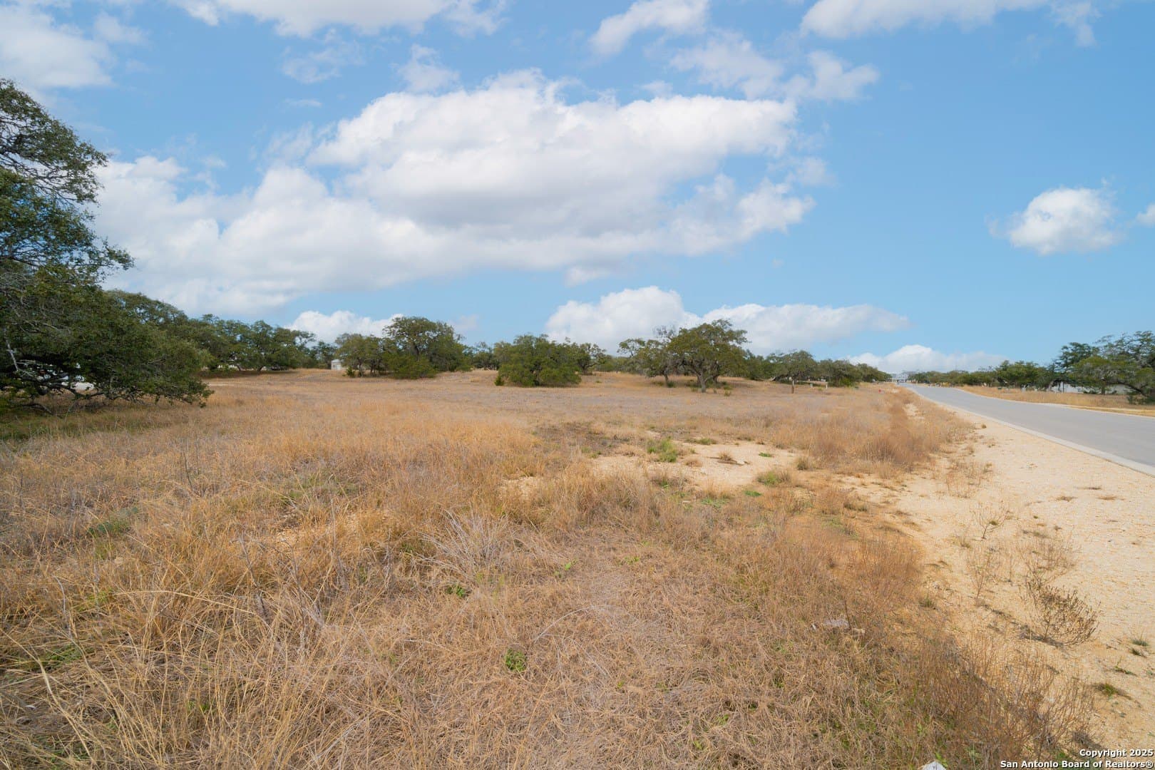 1.09 acres in Comal County - photo 16