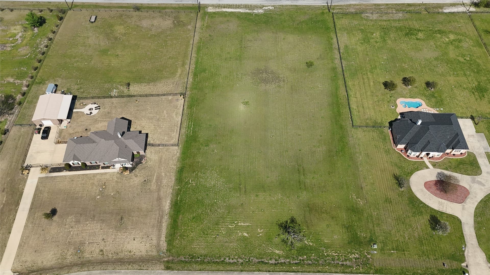 2 acres in Rockwall County gallery image 3