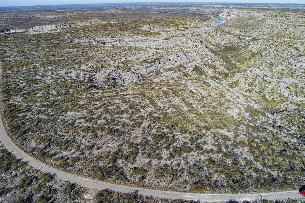 11.99 acres in Val Verde County featured view