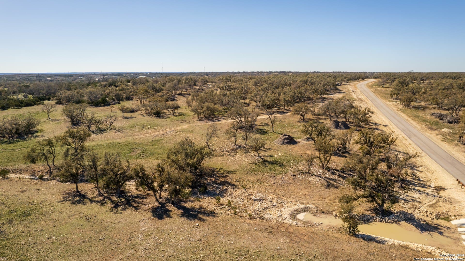 10.01 acres in Kerr County gallery image 3
