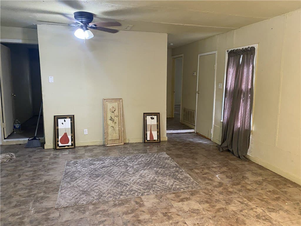 72,702 acres in Nueces County - photo 17