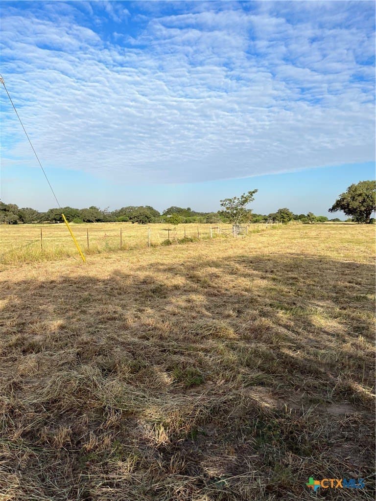 6.9 acres in DeWitt County - photo 37