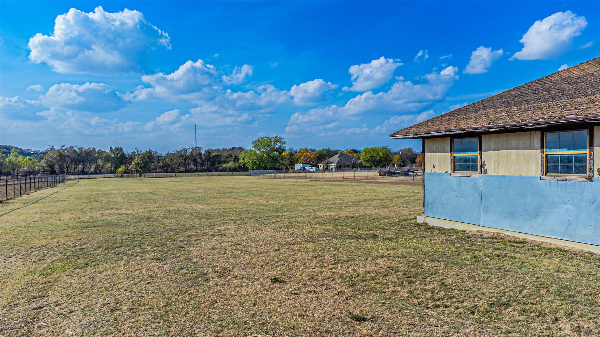1.27 acres in Johnson County - photo 20