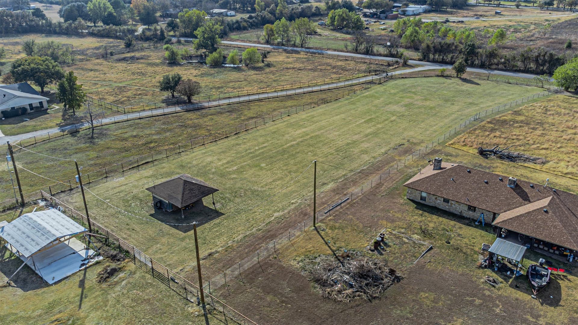 1.27 acres in Johnson County - photo 11