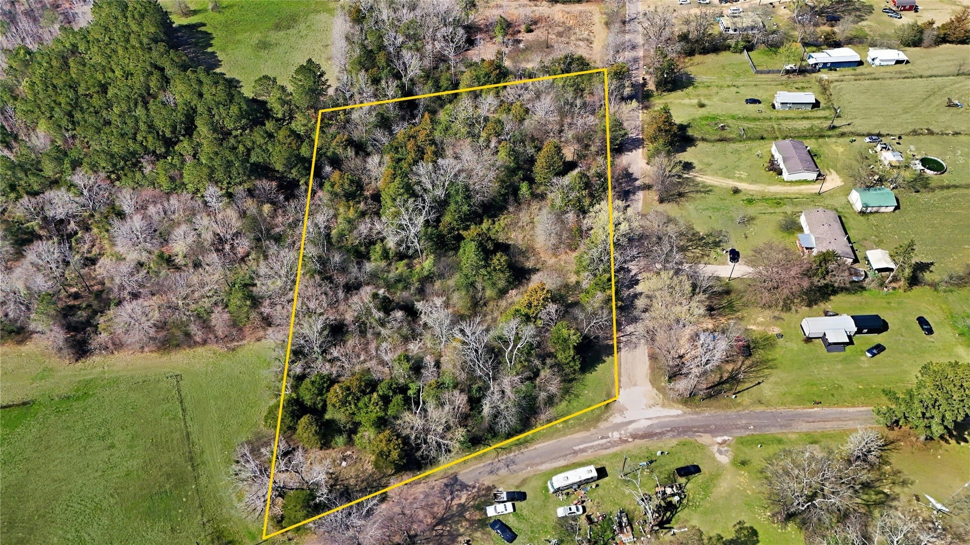2.5 acres in Smith County - photo 4