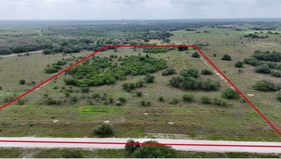 10.98 acres in Refugio County
