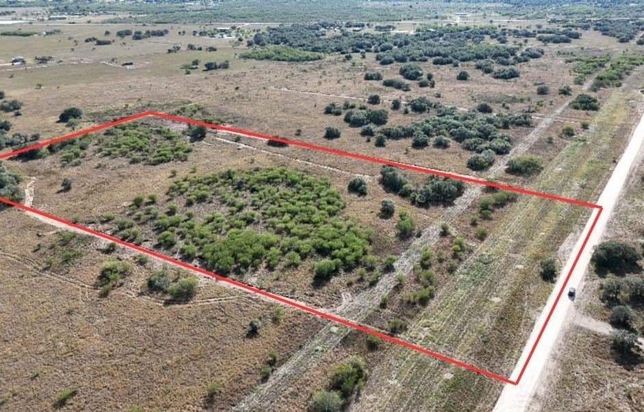 10.98 acres in Refugio County