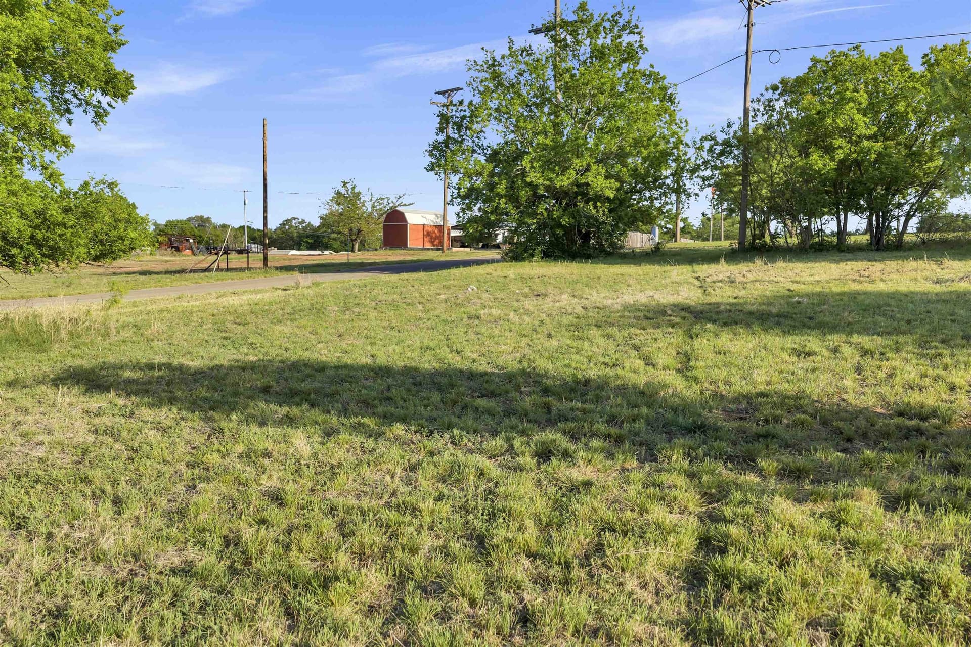 1.4 acres in Llano County - photo 18