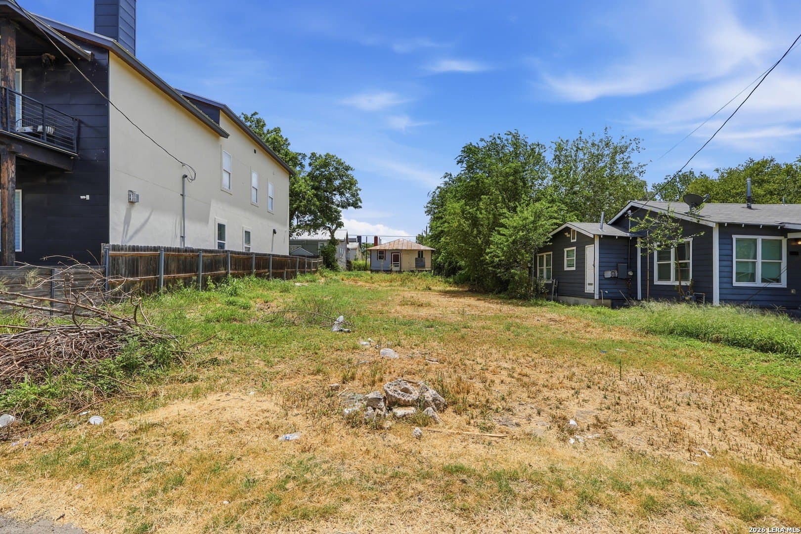 0.1 acres in Bexar County gallery image 3