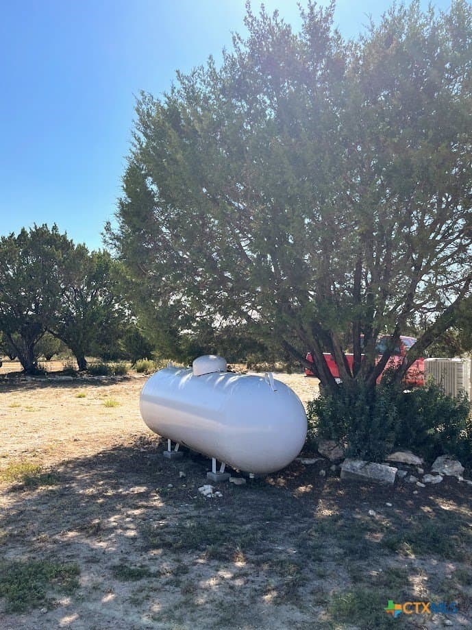 28.28 acres in Lampasas County - photo 8