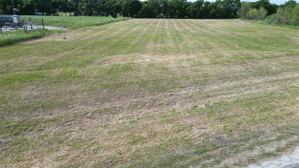 1.45 acres in Denton County gallery image 2