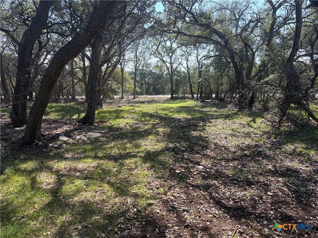 2.8 acres in Comal County