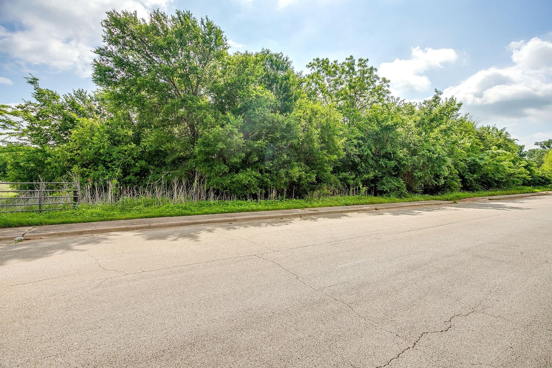 1 acres in Johnson County featured view