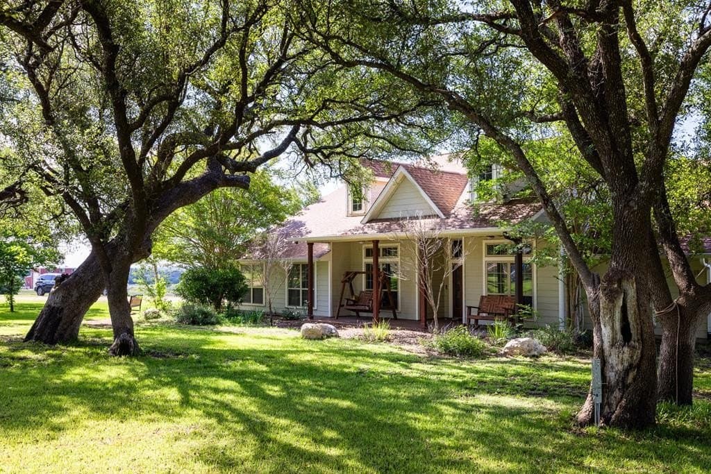 10 acres in Gillespie County gallery image 3