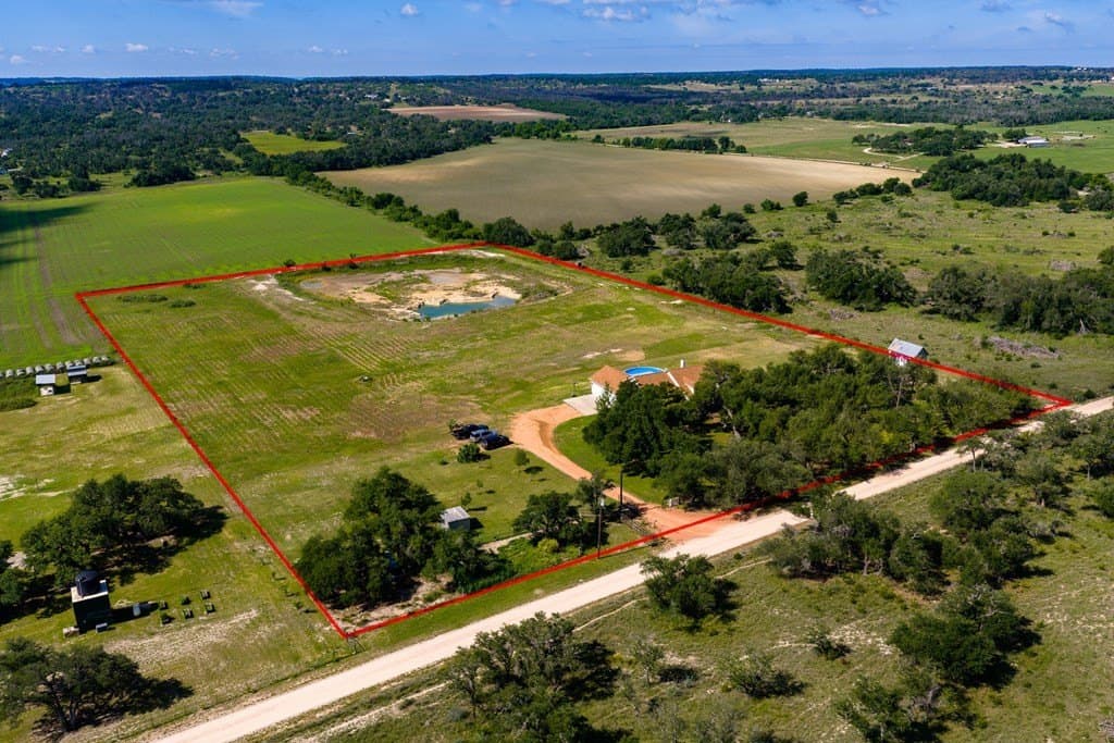10 acres in Gillespie County gallery image 2