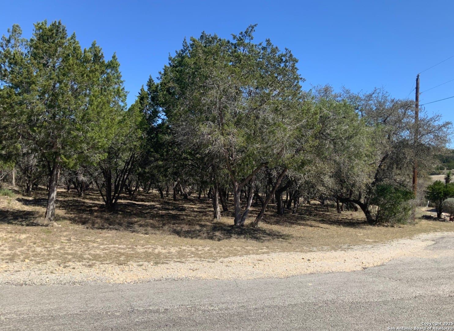 1.3 acres in Bandera County - photo 4