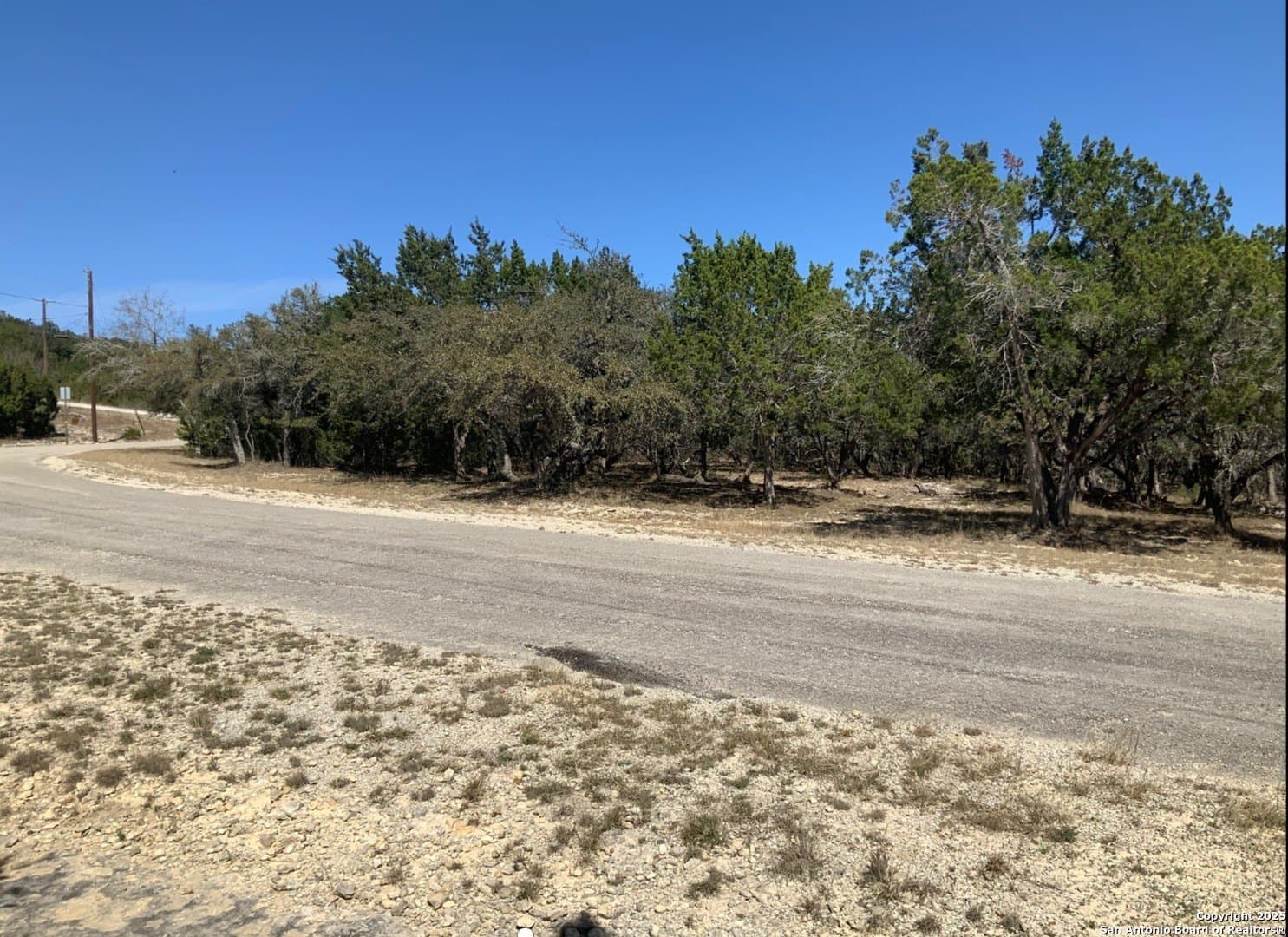 1.3 acres in Bandera County