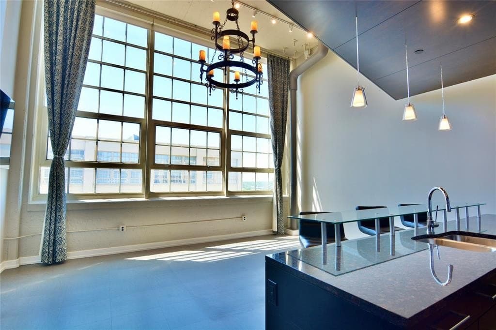 10.68 acres in Tarrant County gallery image 3