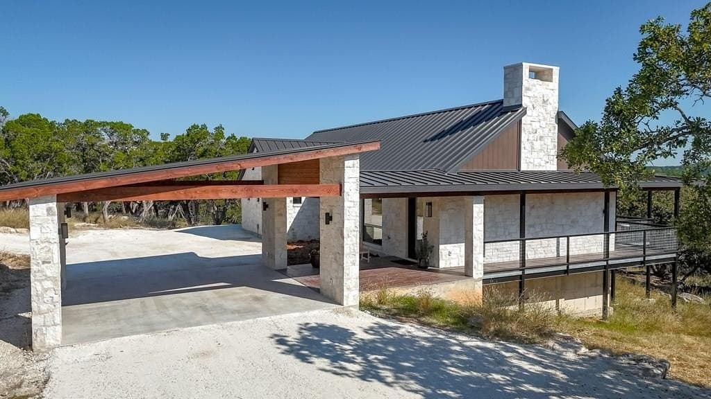 15 acres in Kerr County