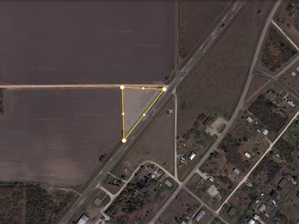 0.99 acres in Refugio County