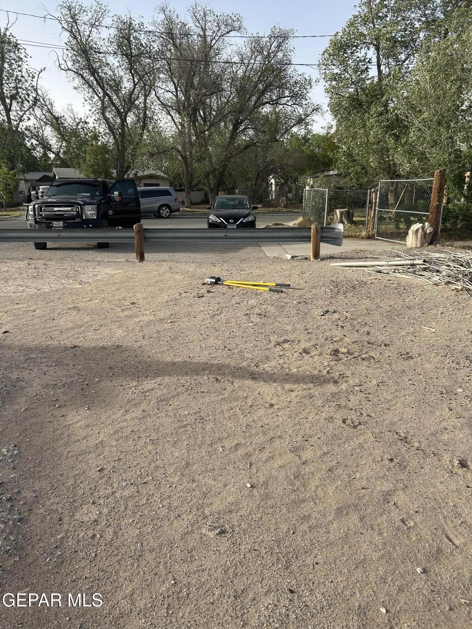 0.33 acres in El Paso County gallery image 4