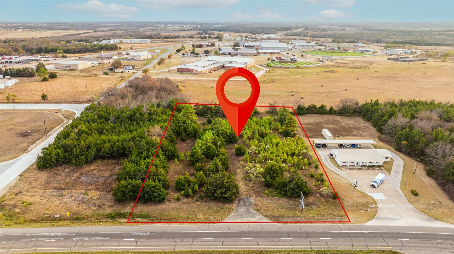 1.43 acres in Lamar County gallery image 2