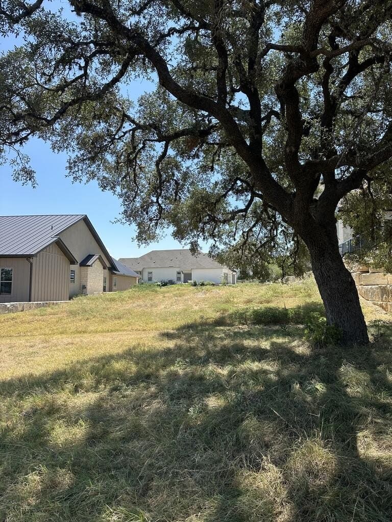 0.18 acres in Kerr County - photo 6