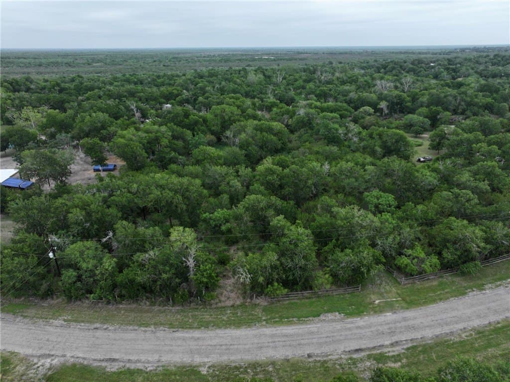 1.62 acres in Refugio County gallery image 4