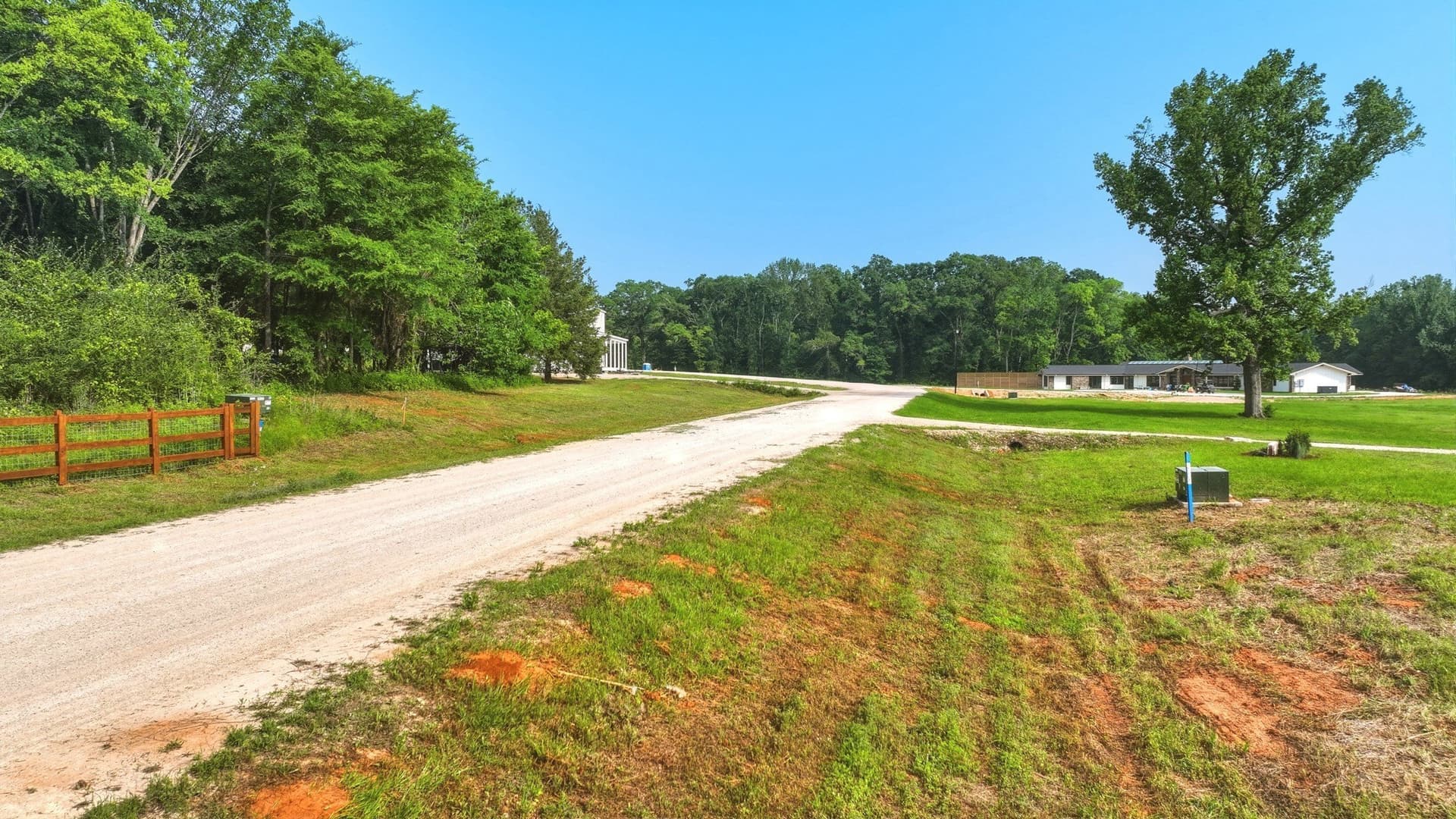 1.89 acres in Smith County - photo 9