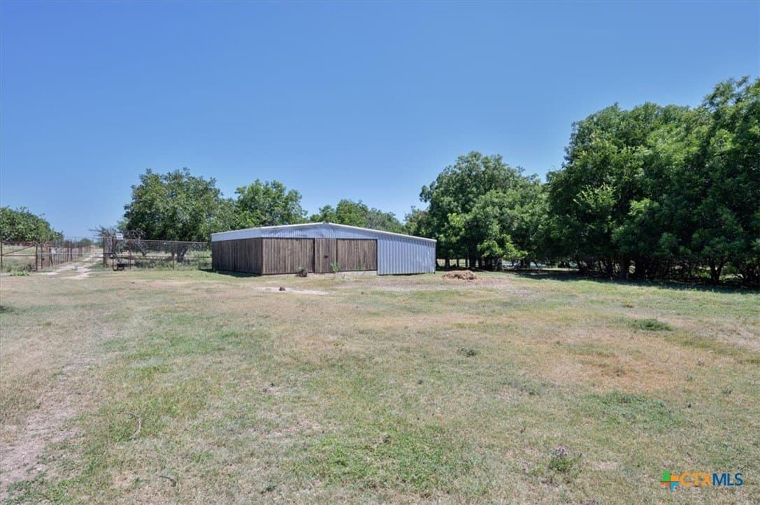 366.47 acres in Burnet County - photo 16