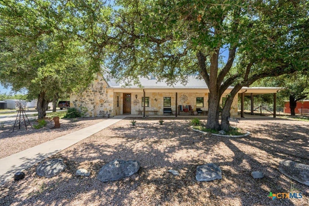366.47 acres in Burnet County - photo 9
