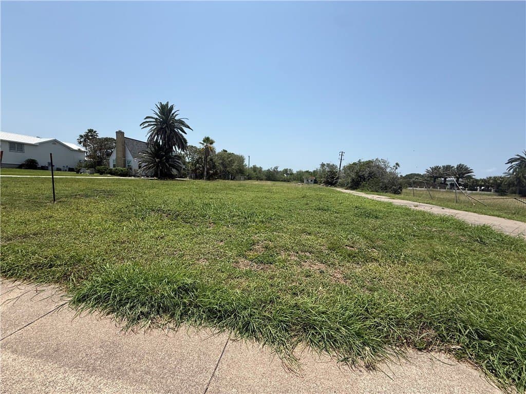 0.63 acres in Nueces County