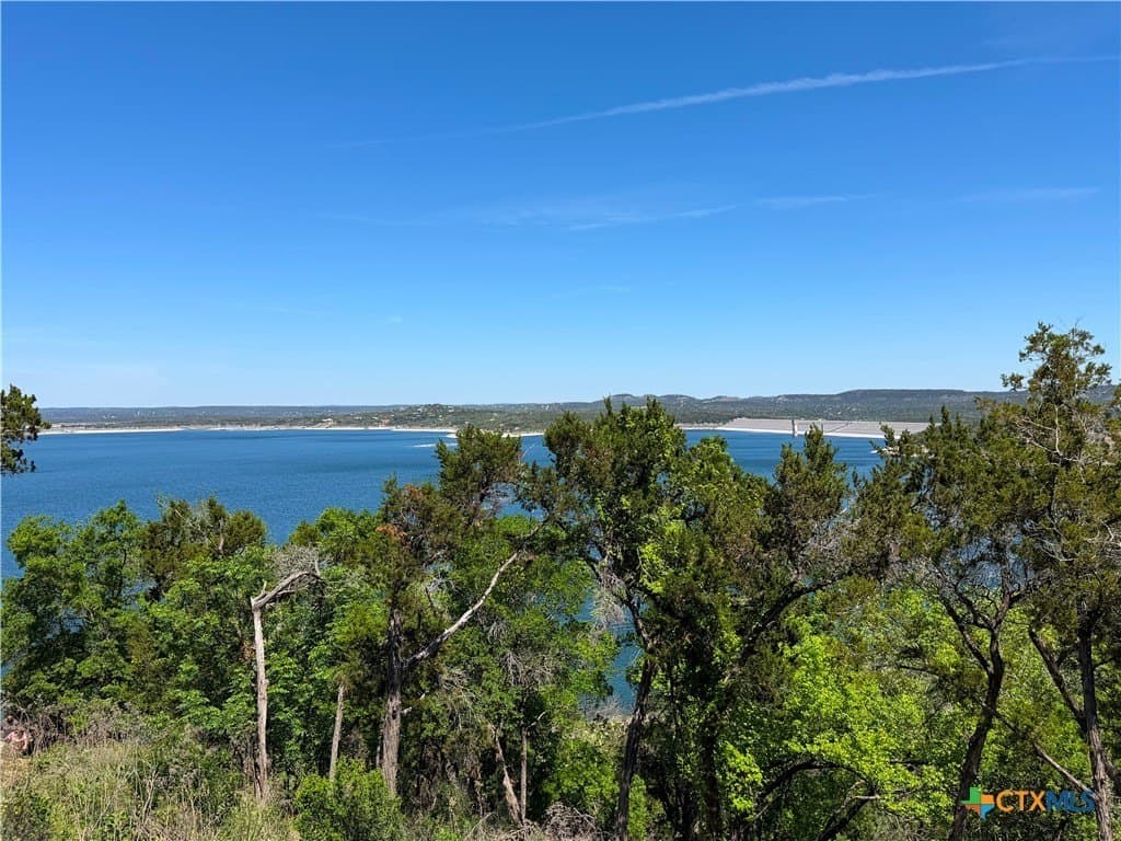 0.48 acres in Comal County - photo 17