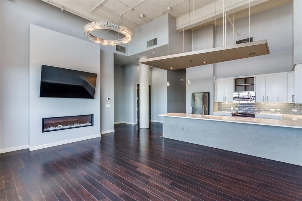 10.68 acres in Tarrant County gallery image 4