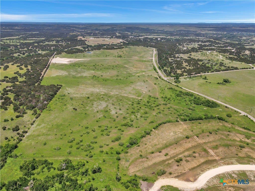 11 acres in Burnet County gallery image 3