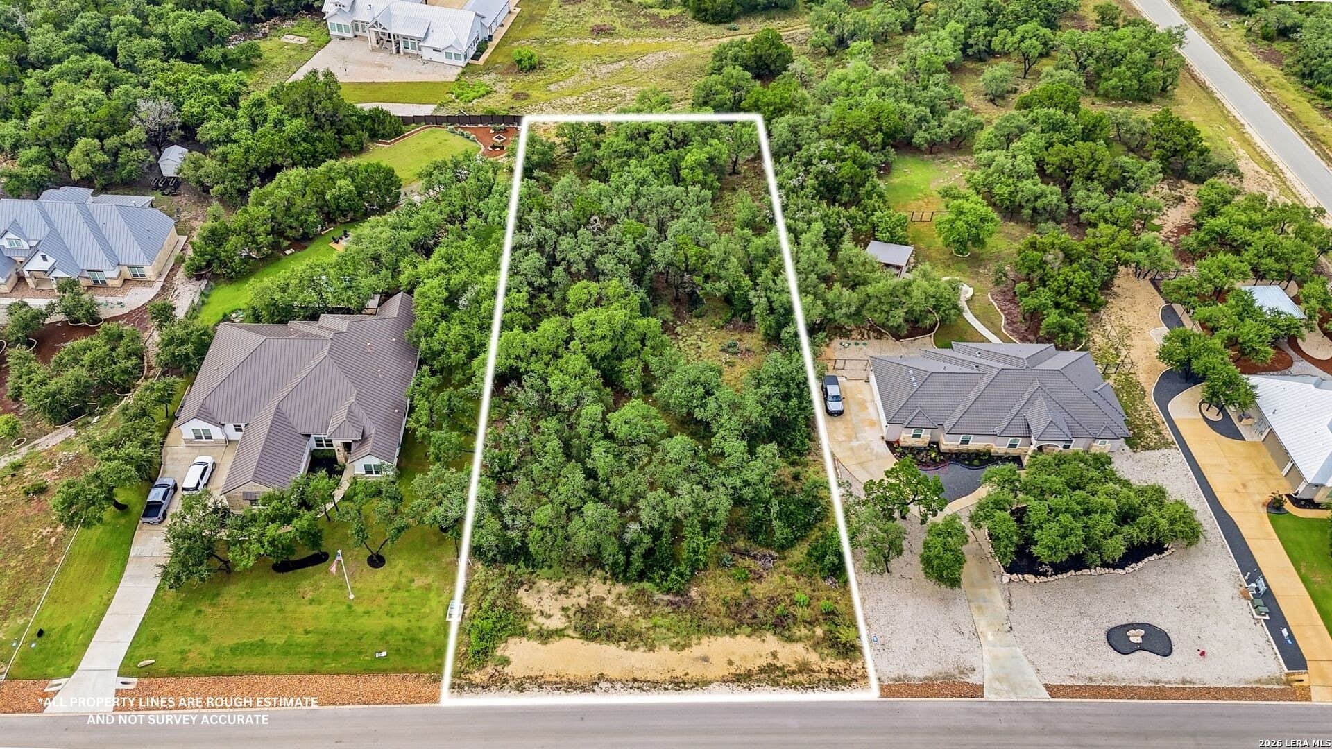 1.09 acres in Comal County gallery image 4