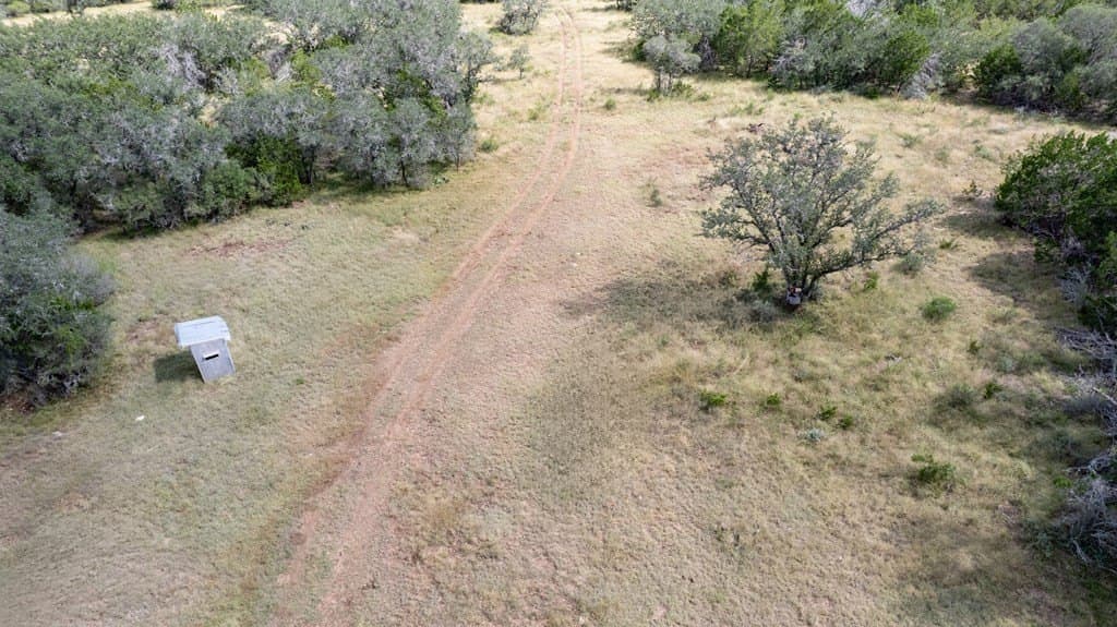 35.71 acres in Edwards County - photo 25