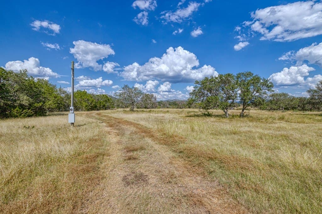 35.71 acres in Edwards County - photo 16