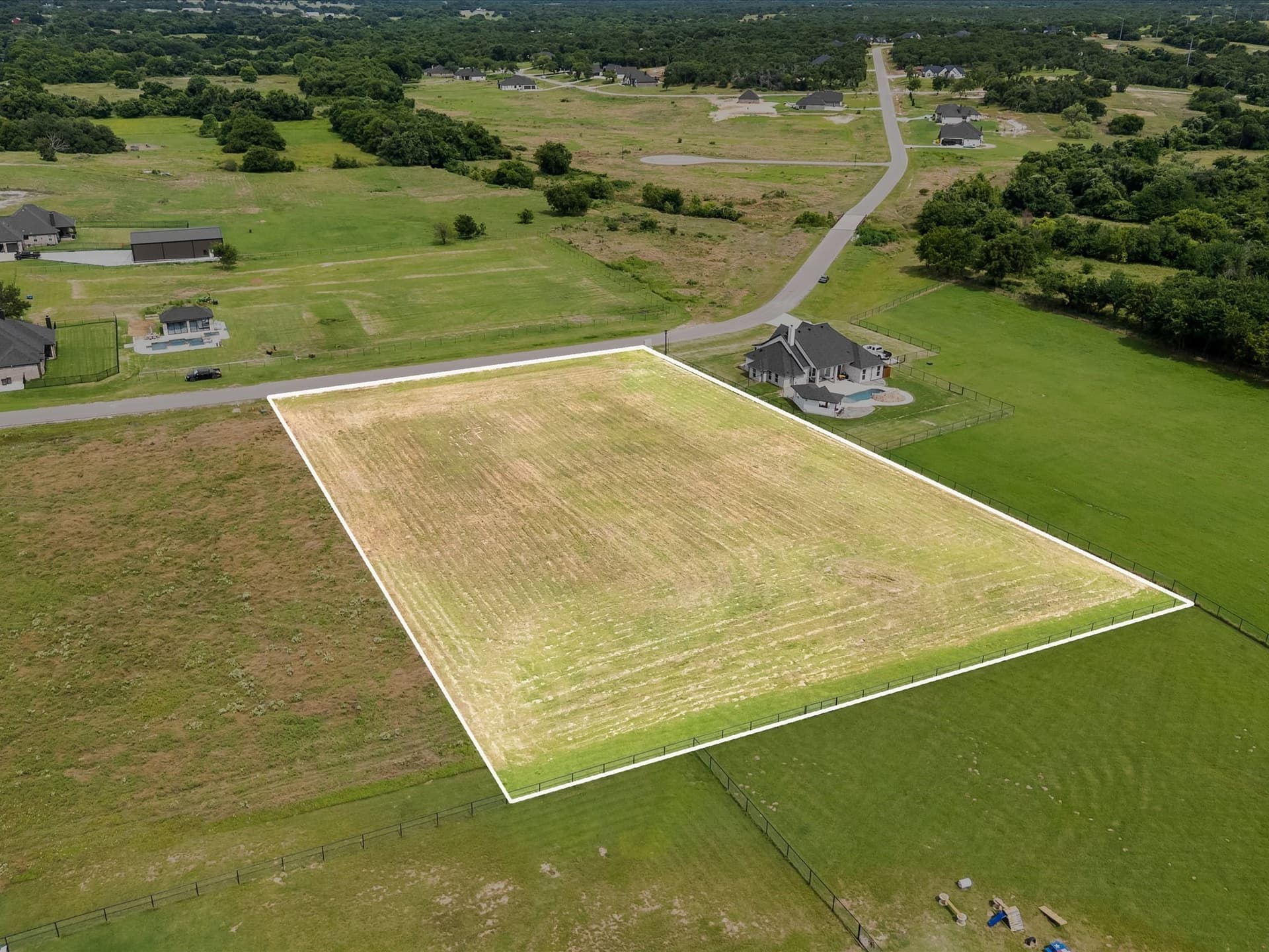 2.11 acres in Parker County