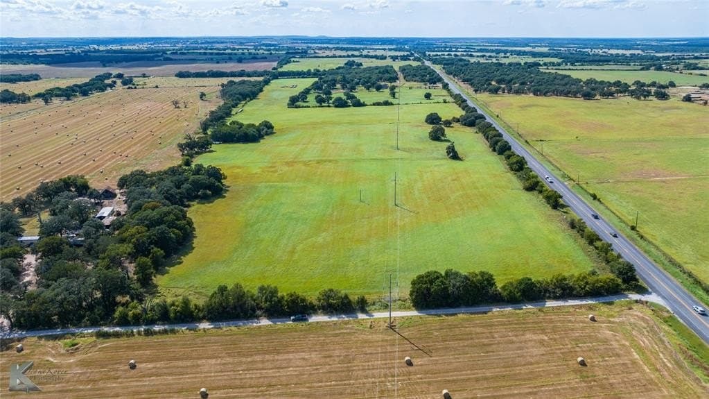 50.66 acres in Comanche County