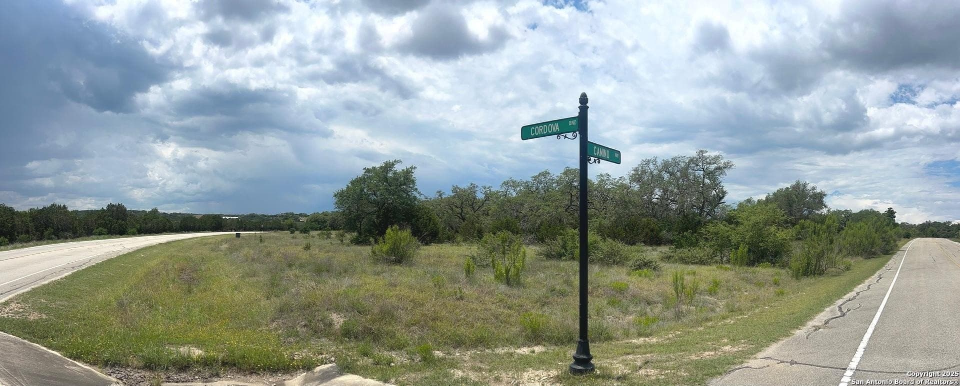 1.06 acres in Comal County gallery image 4